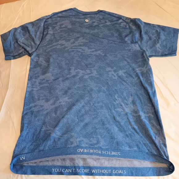 lululemon athletica Blue Crew Neck Short Sleeve Tee - Picture 3 of 3